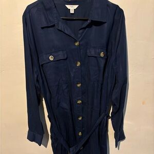 Button front casual dress, with belted waist